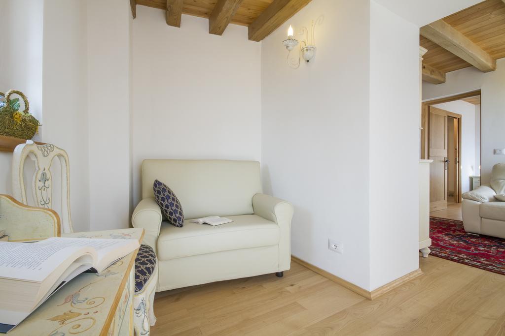 Casa Ursic Scrittore Grimacco Buitenkant foto